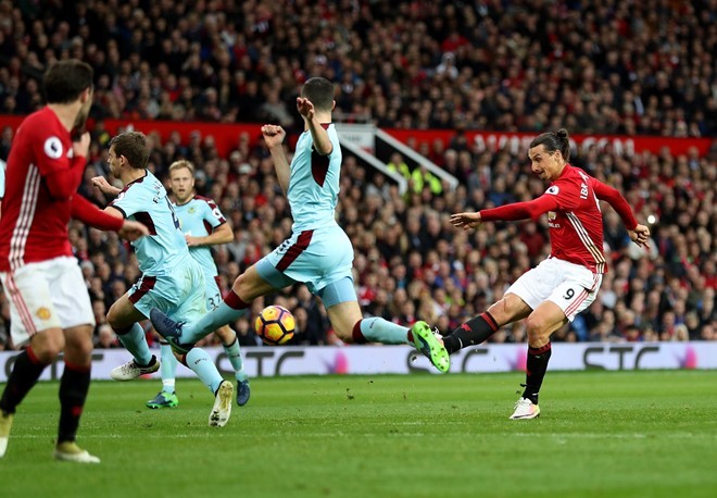 Zlatan-MU-1
