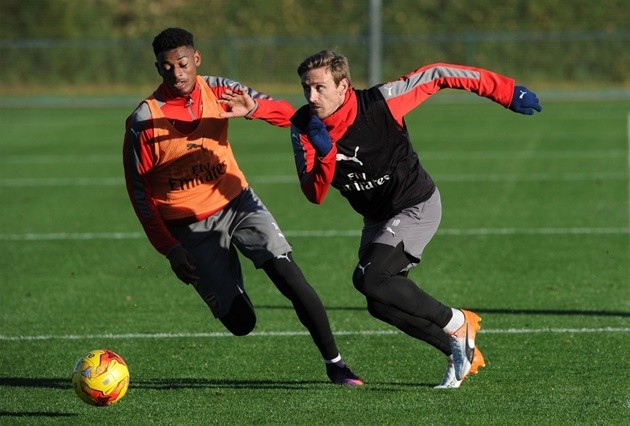 zp_684750657DP004_Arsenal