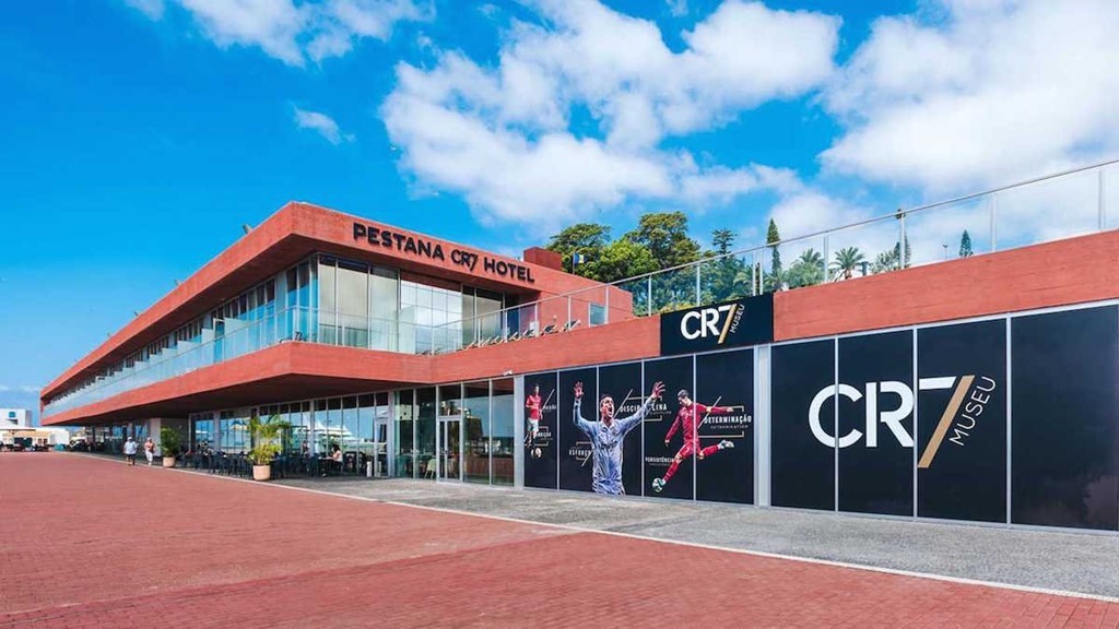 ZPestanaCR711