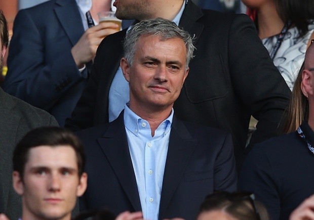 Mourinho lập ra danh sách cần thanh lý. Ảnh: Internet.