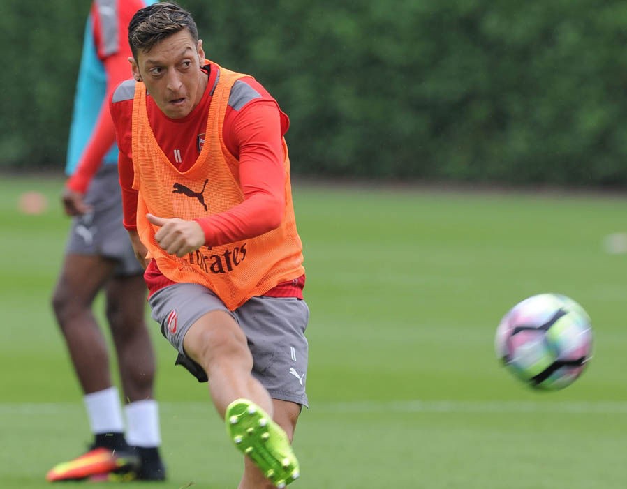 ZZZZZZZLaurentKoscielny6