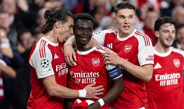 Arsenal chính thức giành vé vào chơi trận chung kết Champions League.