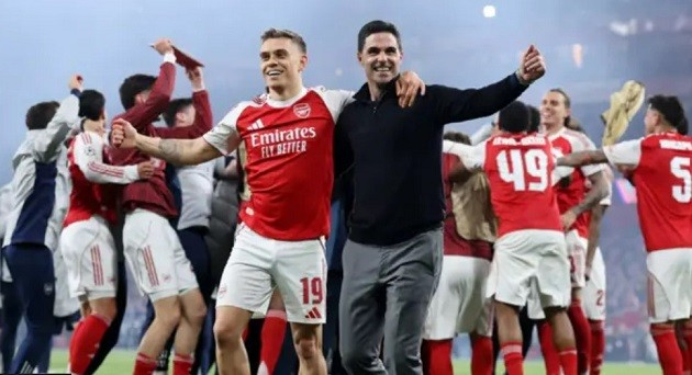 Arsenal vẫn bất bại cho đến trận chung kết.