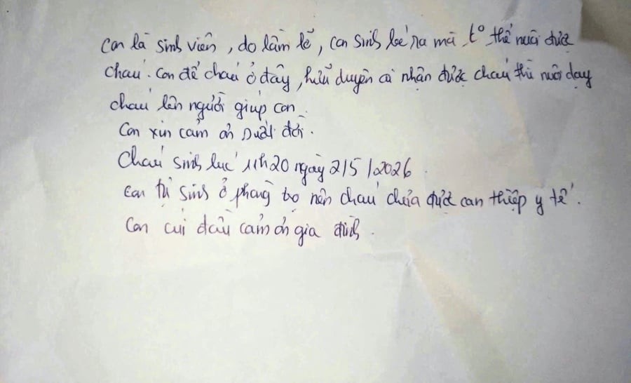 Theo nội dung bức thư, người mẹ cho biết là sinh viên, do hoàn cảnh lỡ lầm nên không thể nuôi con, mong người nhặt được cưu mang, chăm sóc. Bé được sinh lúc 11h20 ngày 2/5/2026 tại phòng trọ, chưa được can thiệp y tế.

