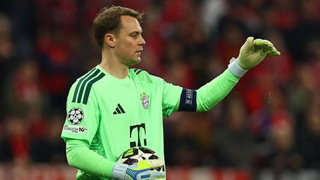 Manuel Neuer (7.4/10): Dù phải chịu sức ép lớn từ Dembele, Neuer vẫn cho thấy đẳng cấp với pha cản phá xuất sắc cú sút của Neves trong hiệp một. Sau giờ nghỉ, anh tiếp tục cứu thua hai lần trước các pha dứt điểm của Doue và Kvaratskhelia. Khả năng phân phối bóng bằng chân của thủ thành người Đức vẫn duy trì ở mức rất tốt.