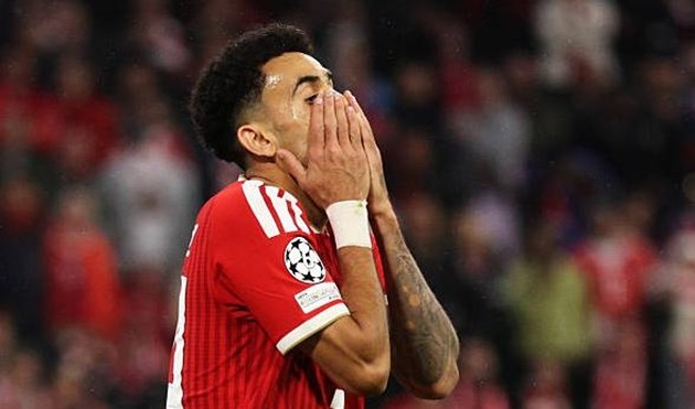 Luis Diaz (6.6/10): Trong những phút đầu, Diaz chơi áp đảo và gây nhiều khó khăn cho Zaire-Emery. Tuy nhiên, anh thường xử lý bóng quá rườm rà khi tiến sát vòng cấm địa. Ở hiệp hai, chính Diaz là người tạo ra tình huống nguy hiểm nhất buộc thủ thành Safonov phải vất vả cản phá, nhưng chừng đó là chưa đủ để mang về chiến thắng.