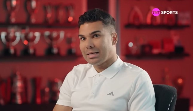 Casemiro khẳng định Carrick xứng đáng được trao cơ hội. 