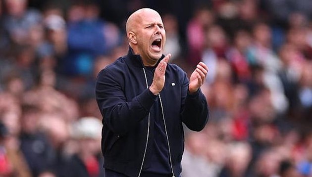 Arne Slot cần một chiến thắng để lấy lại niềm tin ở Liverpool.