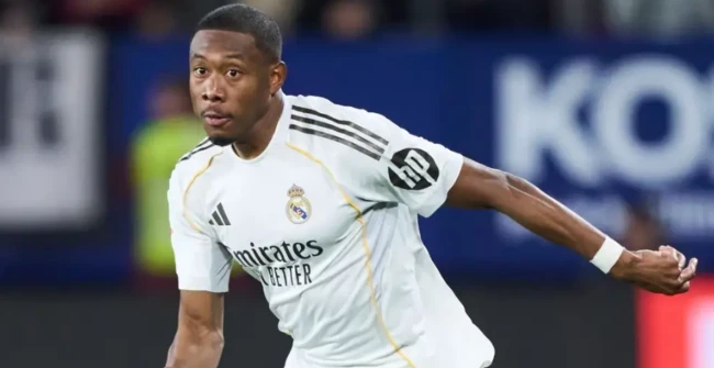 Milan quan tâm đến Alaba.