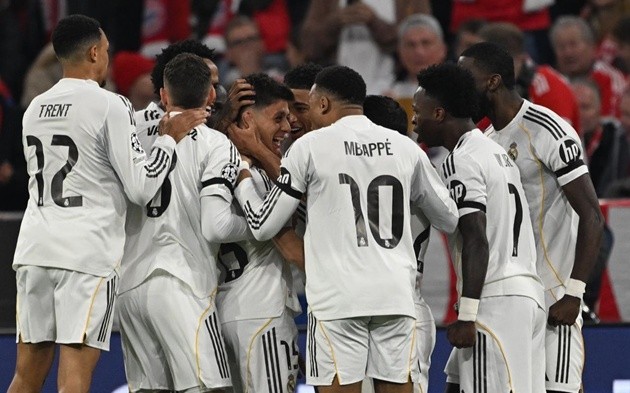Phòng thay đồ của Real Madrid đang 