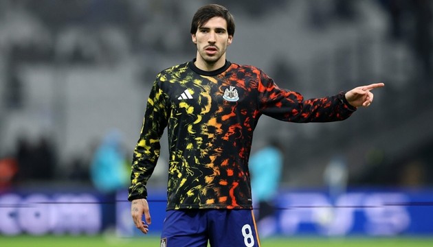 Man United vẫn quyết tâm theo đuổi Sandro Tonali.