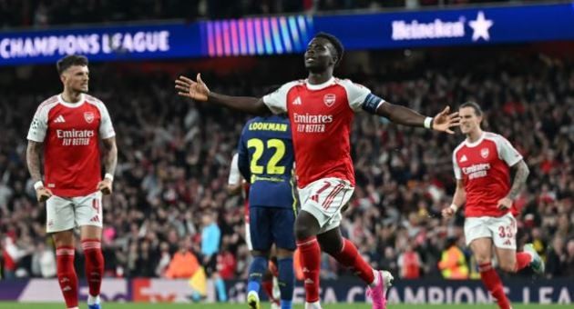 Arsenal đang hướng đến cú đúp.
