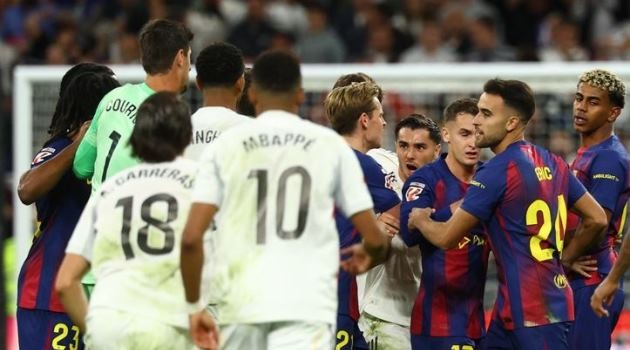 Barce sẽ đăng quang sau trận thư hùng rạng sáng mai?