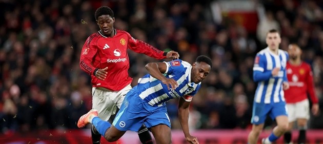 Welbeck là lời giải cho bài toán hàng công Man United?