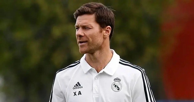 Chelsea mở đàm phán với Xabi Alonso.
