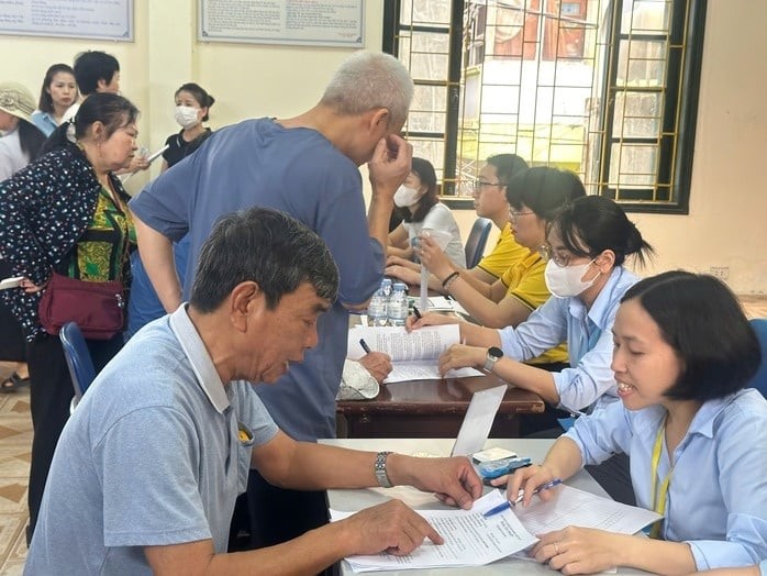 Cùng với việc mở rộng đối tượng tham gia, chính sách BHXH tự nguyện cũng liên tục được điều chỉnh theo hướng linh hoạt và thiết thực hơn, nhằm đáp ứng tốt hơn nhu cầu của người dân và thúc đẩy mục tiêu bao phủ an sinh xã hội toàn dân.

