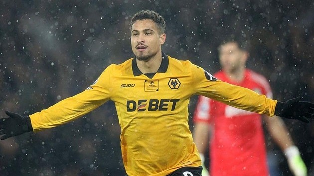 Joao Gomes lọt vào tầm ngắm của Liverpool.