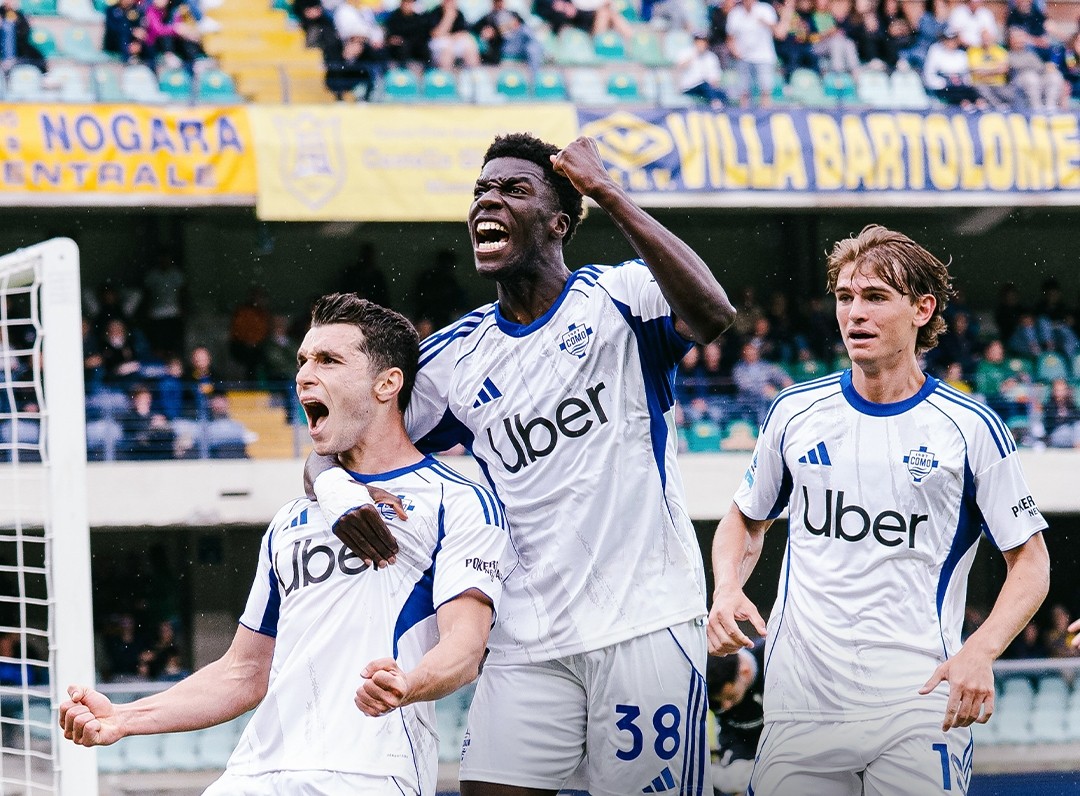 Tasos Douvikas ghi bàn thắng duy nhất giúp Como giành trọn 3 điểm trước Hellas Verona.