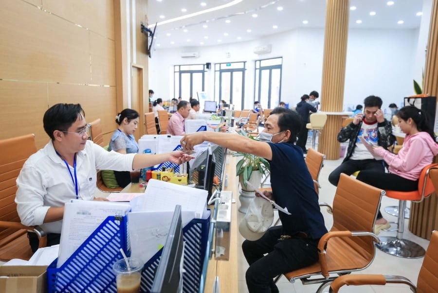 Việc điều chỉnh này áp dụng đối với những nhóm đối tượng hưởng lương, phụ cấp từ ngân sách nhà nước