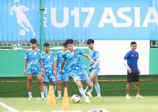 U17 Việt Nam chuẩn bị có trận đấu mang tính quyết định với U17 UAE. Ảnh: VFF