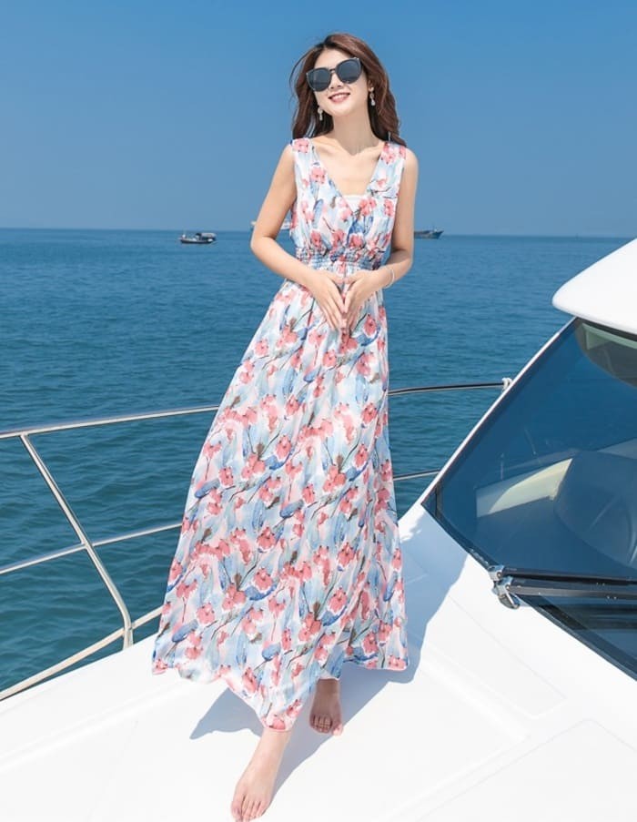 Đây là lựa chọn gần như không thể thiếu trong những chuyến đi biển hoặc nghỉ dưỡng mùa hè.