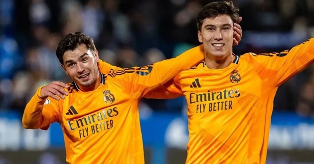 Real Madrid và Juventus đàm phán về 3 thương vụ chuyển nhượng.