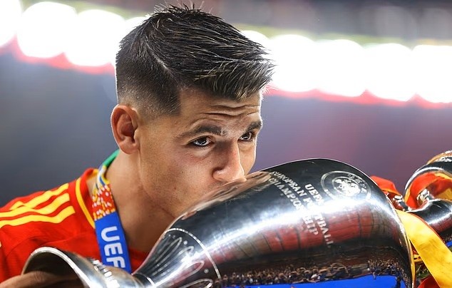  Morata sẽ vắng mặt ở World Cup hè này.