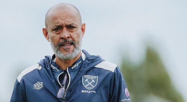 West Ham bước vào 2 vòng đấu sinh tử.