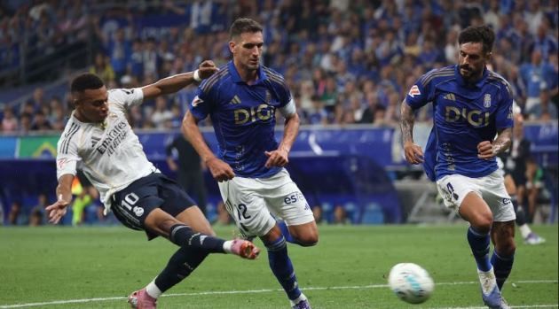 Real Madrid vượt trội so với Real Oviedo.