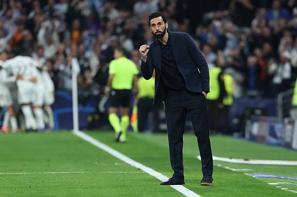 Arbeloa chưa đủ đẳng cấp lẫn kinh nghiệm để giải quyết các vấn đề của Real Madrid. 