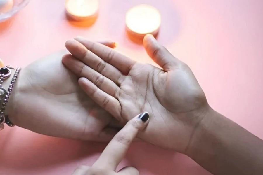 Xem ngón trỏ, đoán vận mệnh sang hèn rõ cả