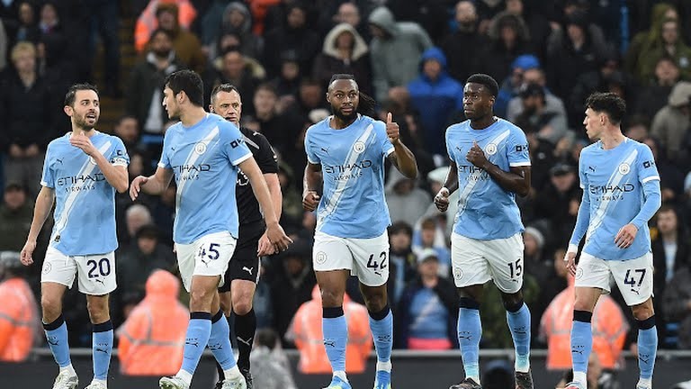 Bernardo Silva (6,9): Người cầm trịch lối chơi của Man City ở khu vực giữa sân.