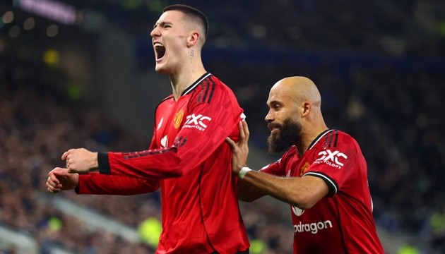 Benjamin Sesko và Bryan Mbeumo đang đóng góp tích cực cho hàng công Man United.