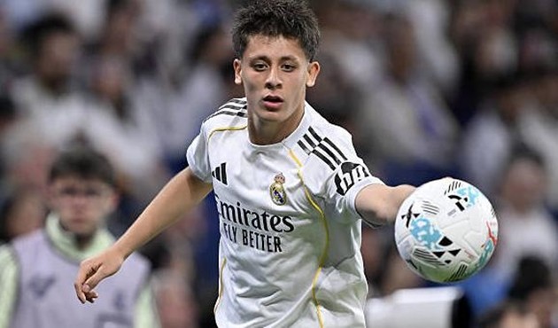 Arda Guler được Chelsea quan tâm ở phiên chợ hè năm nay.