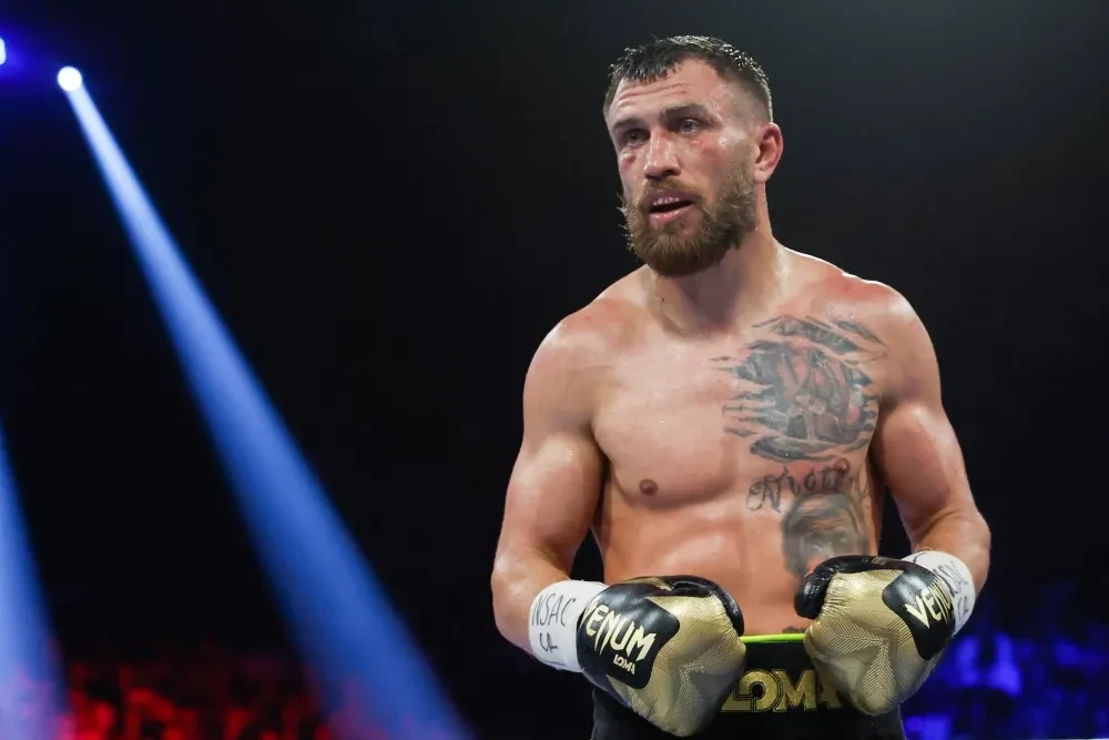 Devin Haney v Vasyl Lomachenko