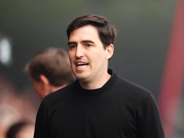 Iraola có sự phù hợp với Chelsea.