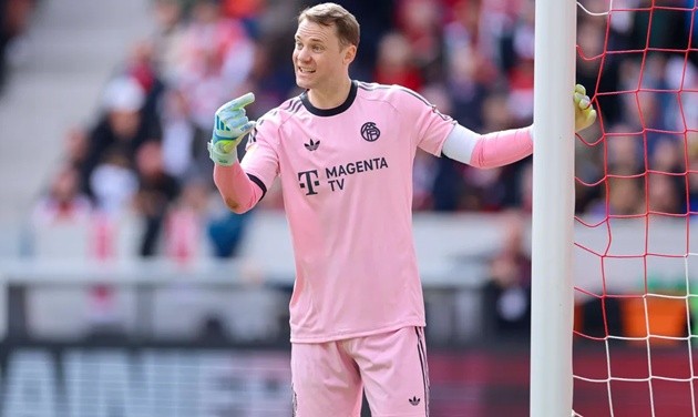 Neuer gia hạn hợp đồng với Bayern.