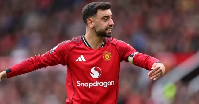 Fernandes tỏa sáng rực rỡ ở Man Utd.