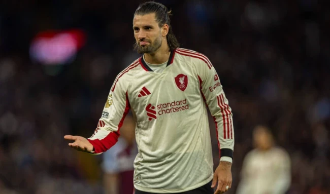 Szoboszlai mắc sai lầm tai hại dẫn đến bàn thua của Liverpool.