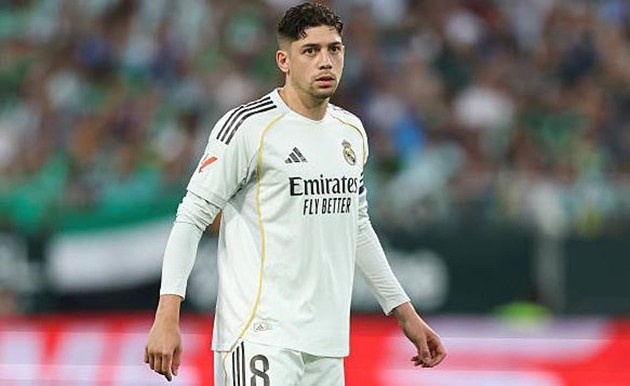 Federico Valverde lọt vào tầm ngắm của Real Madrid.