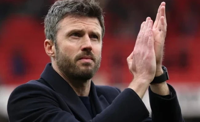 Carrick giúp MU lột xác.