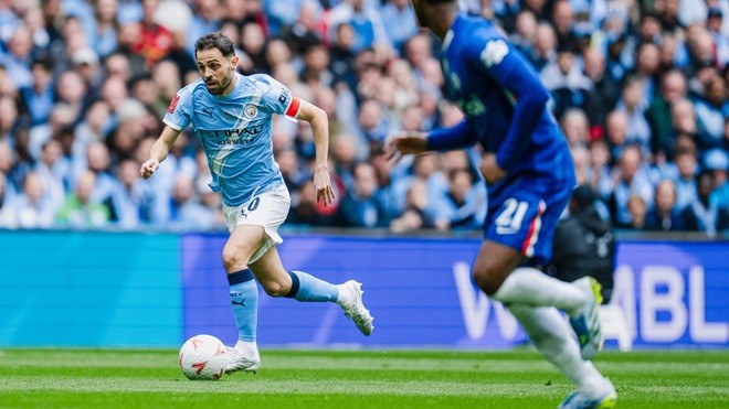 Bernardo Silva (7): Góp công lớn trong bàn mở tỷ số với pha đập nhả ăn ý cùng Haaland.
