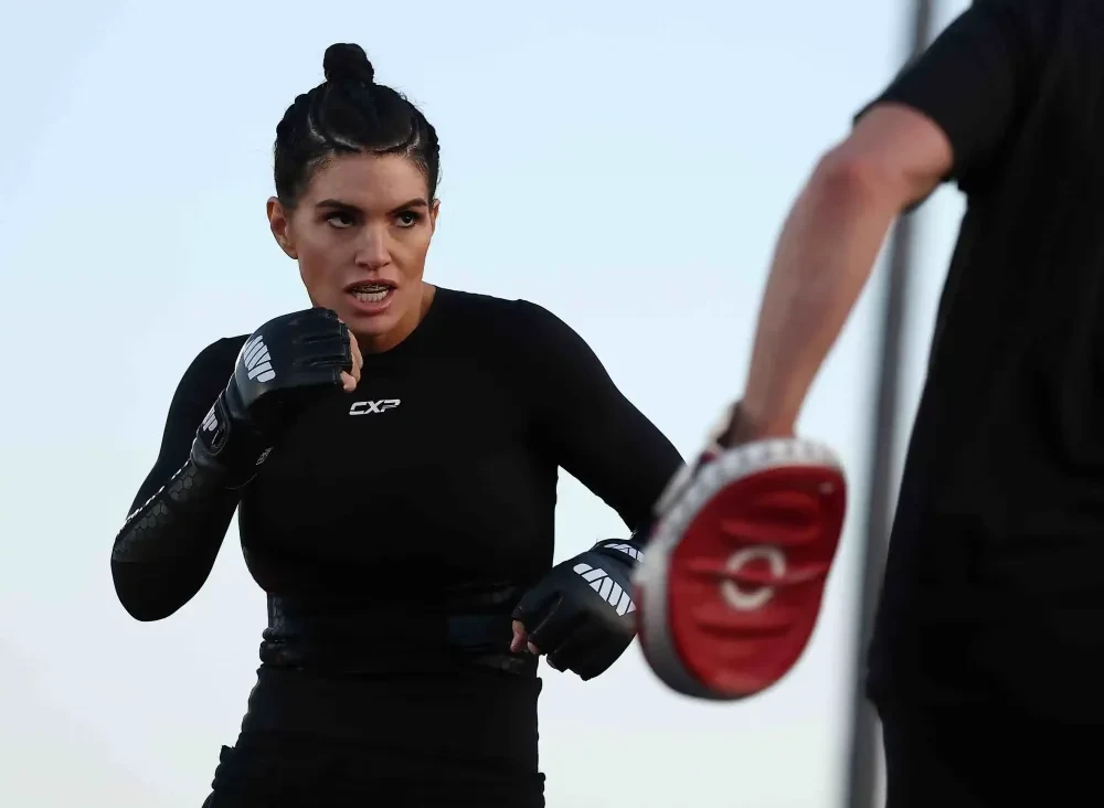 Gina Carano tập luyện