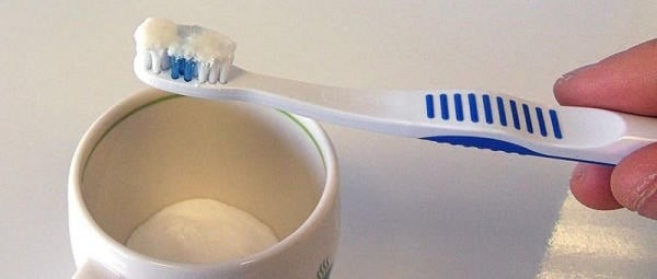 Trộn kem đánh răng với muối mẹo hay ai cũng nên biết 