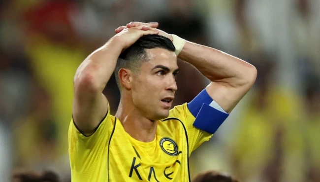 Ronaldo cùng các đồng đội thất bại trước Gamba Osaka.