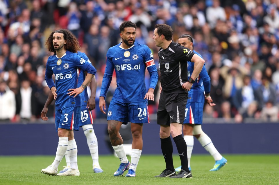 Thử thách ở Chelsea sẽ không dễ dàng với Xabi.