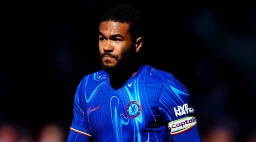 Chelsea lập kỷ lục buồn sau trận thua Man City.