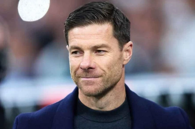 Chelsea bổ nhiệm Xabi Alonso làm HLV trưởng.