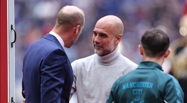 Hoàng tử William dành sự ngưỡng mộ với Pep Guardiola.