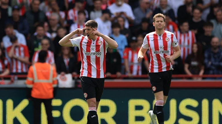 Brentford giữ được 1 điểm trên sân nhà,